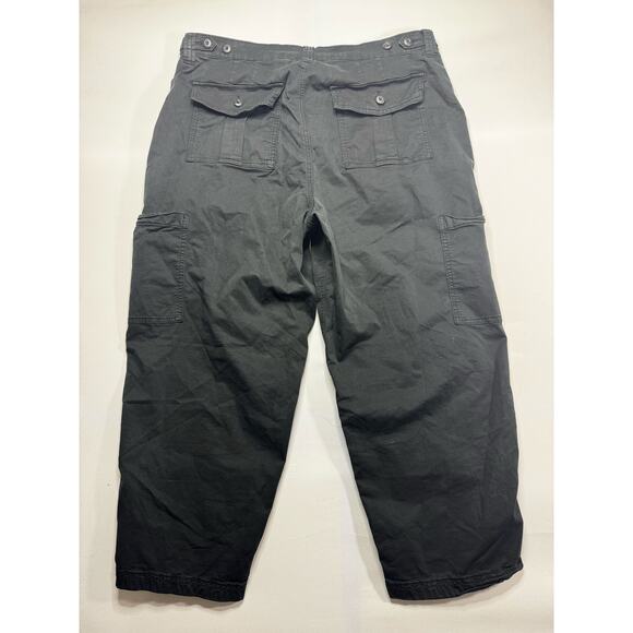 American Eagle Women's Barrel Leg Black Cargo Pants - Size 16 Reg (39x26.5) - Picture 2 of 5